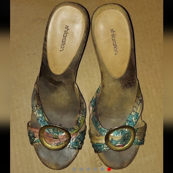 O ring paisley band wood accent platform high heels - Picture 6 of 6